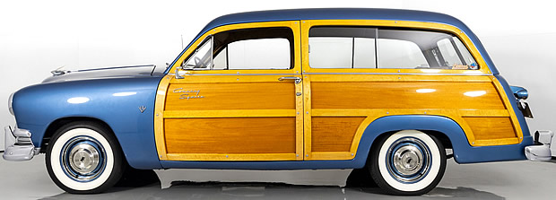 Side view of a 1951 Ford Woody